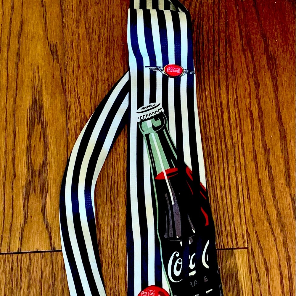 Vintage Coca Cola tie (collectible) SILK 🌟HP🌟